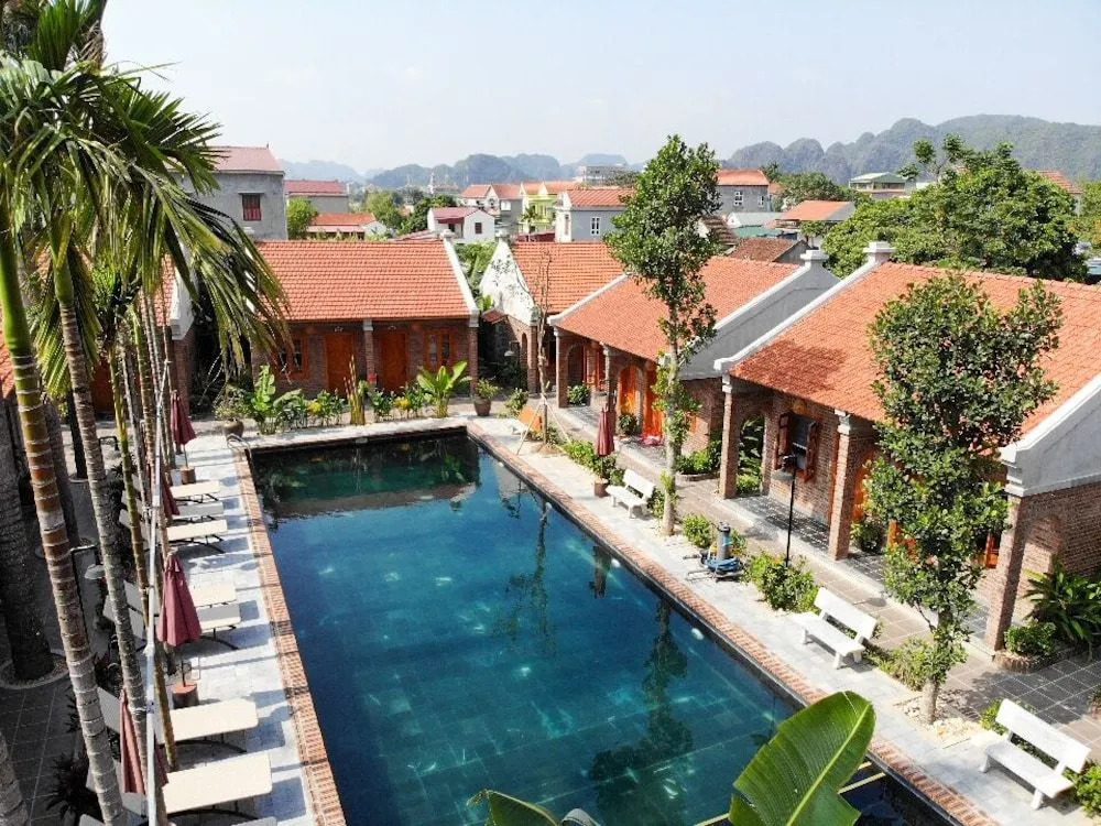 Tam Coc Banana Bungalow