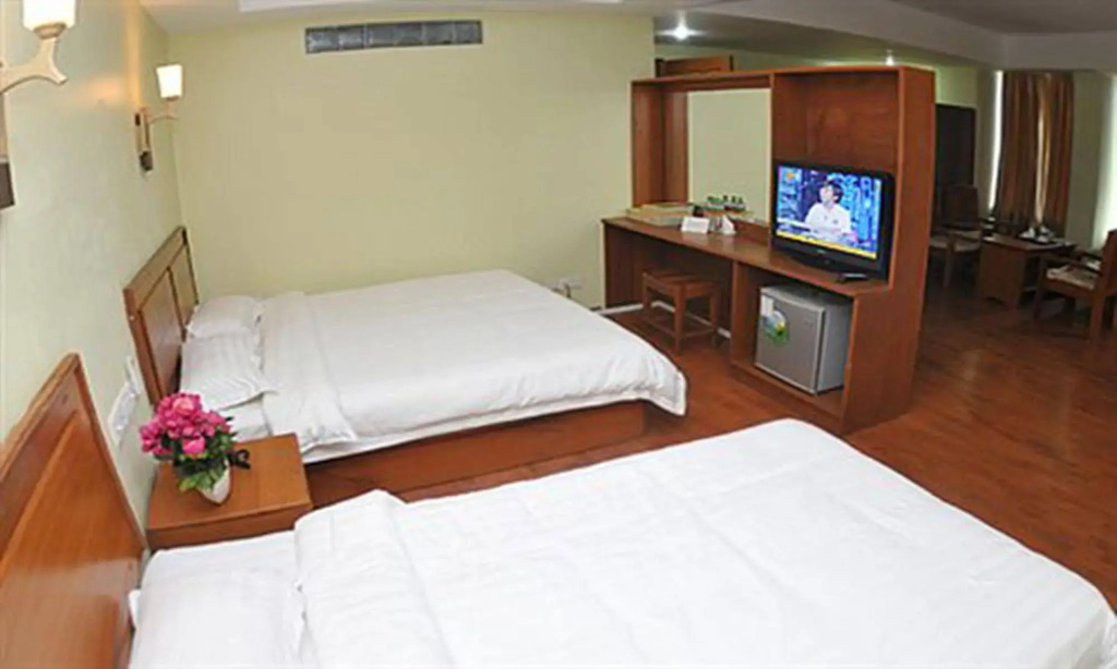Shwe Phyu Hotel