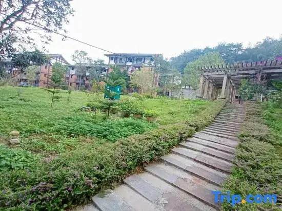 Hongchen Inn Homestay (Emeishan Visitor Center)