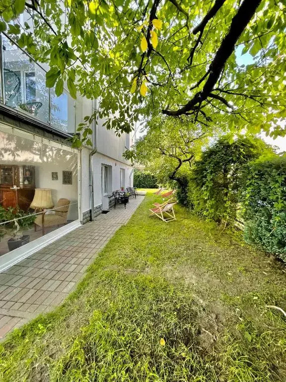 Pokoje i apartamenty Ula z pięknym ogrodem i śniadaniami