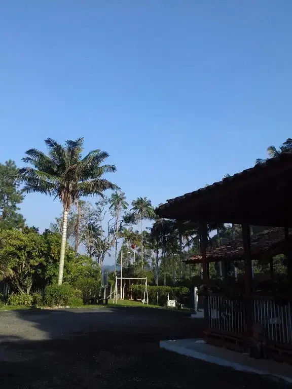 Hostal Rio Arabia - Valle De Cocora HOTEL