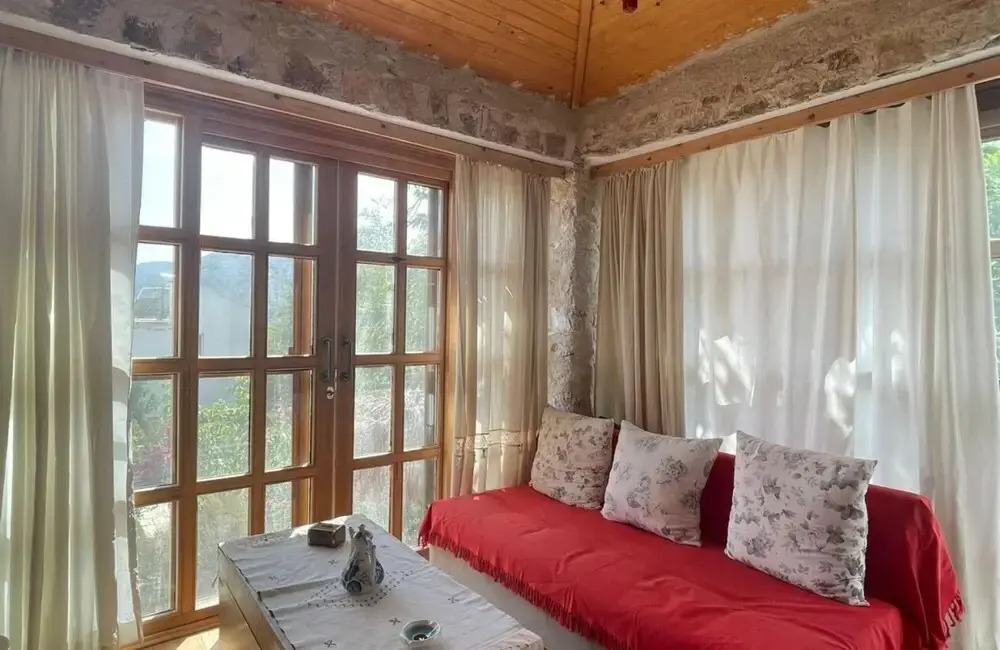Stonehouse with Sea View and Garden in Bozburun