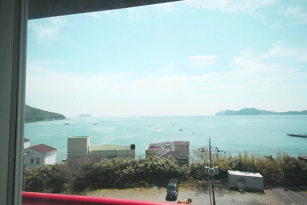 Geojedo Hakdong Sunrise Ocean View