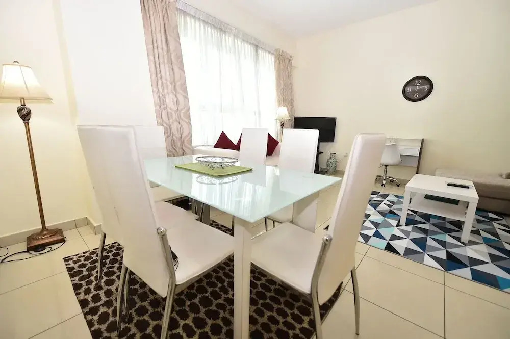 One Bedroom Apt. in JLT near Metro Station -AWD