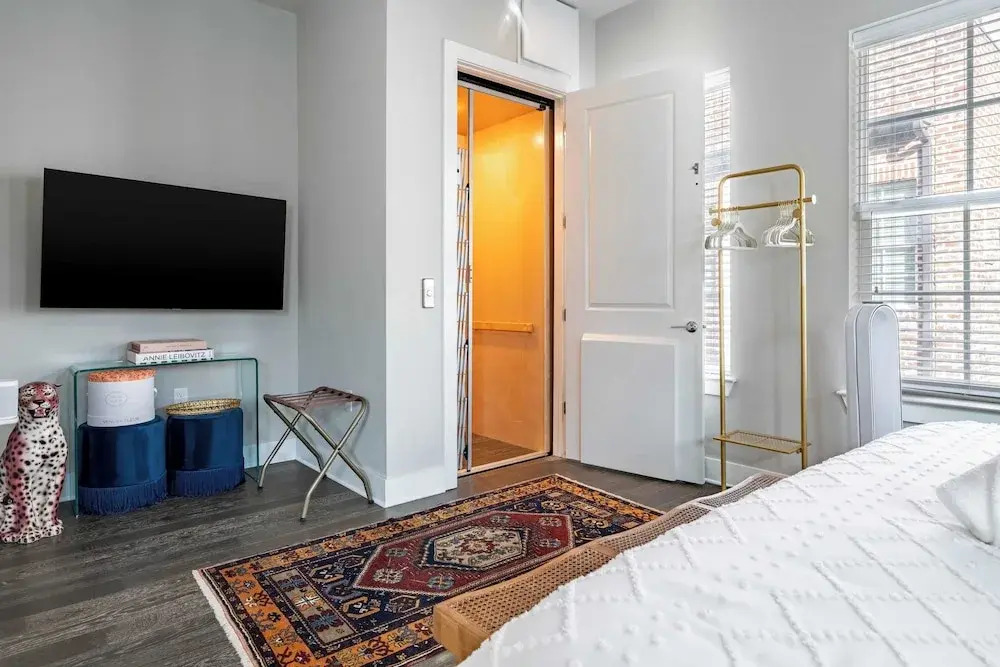 Modern Home, Private Balcony, Near Rainey & Lady Bird Lake Haus of Z