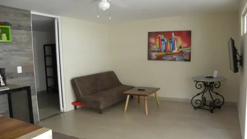Brisas 10 Beachside Suites