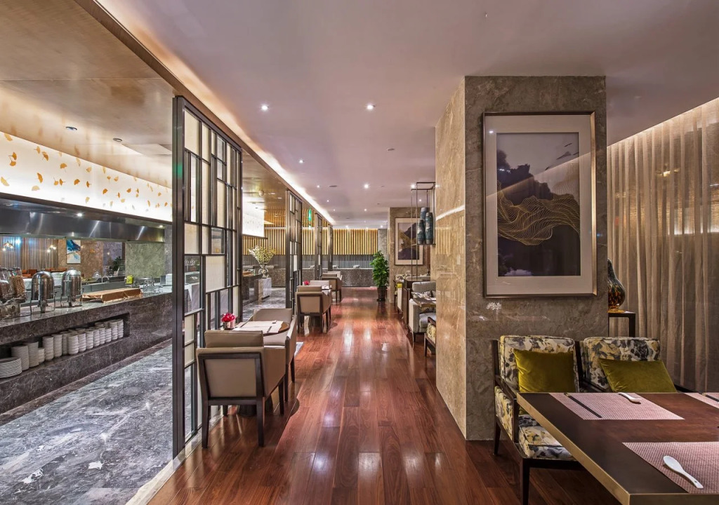 Four Points by Sheraton Shanghai, Kangqiao