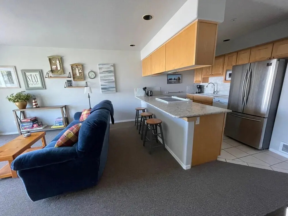 Waters Edge 303
