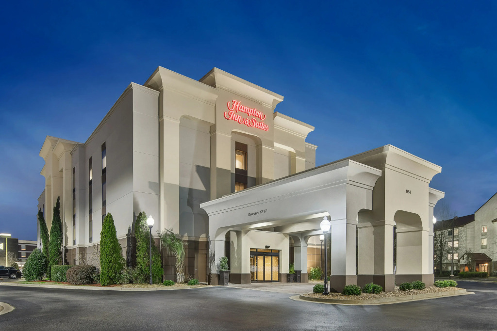 Hampton Inn & Suites Macon I-75 North