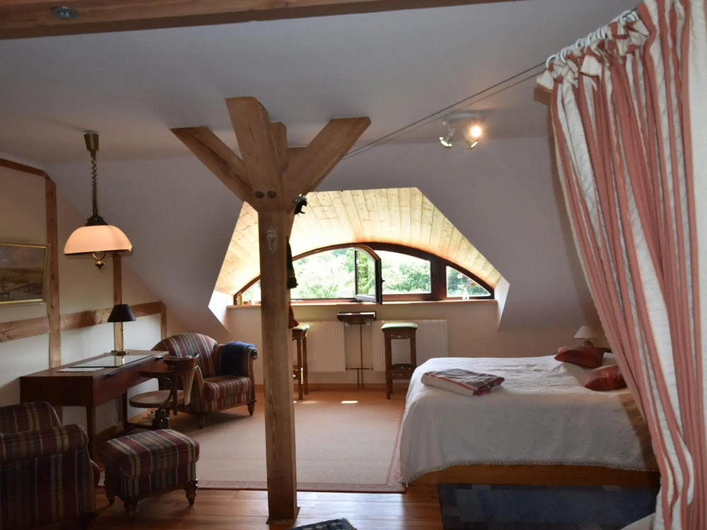 Rustic-style Apartment in Buschenhagen with Garden