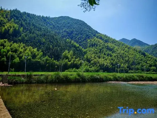 Tonglu Qingyuan· Villa mountain and wild river tracing around the mountain beautiful accommodation