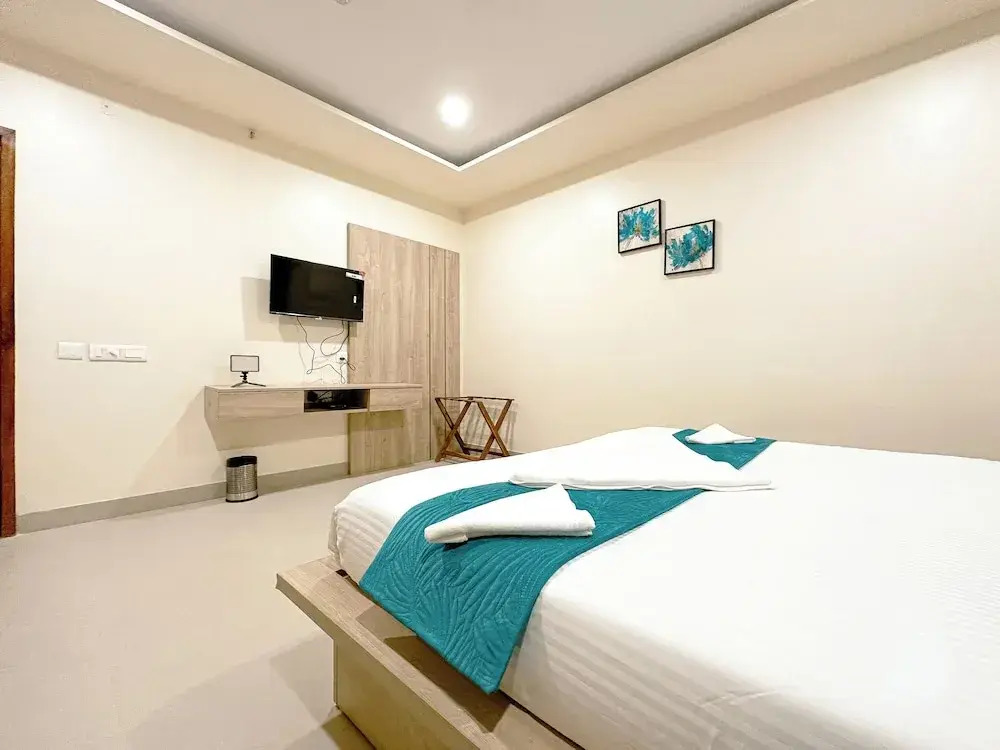 Hotel Ananda Kashi