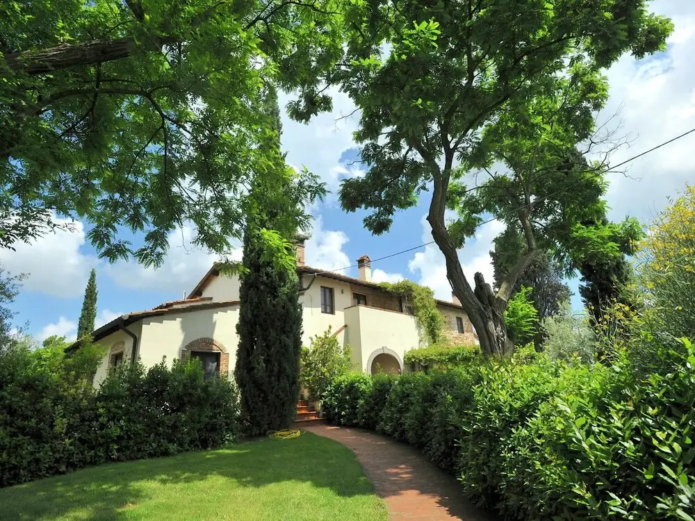 Wine, Good Food, Nature, Art, Swimming Pool and Tennis Court