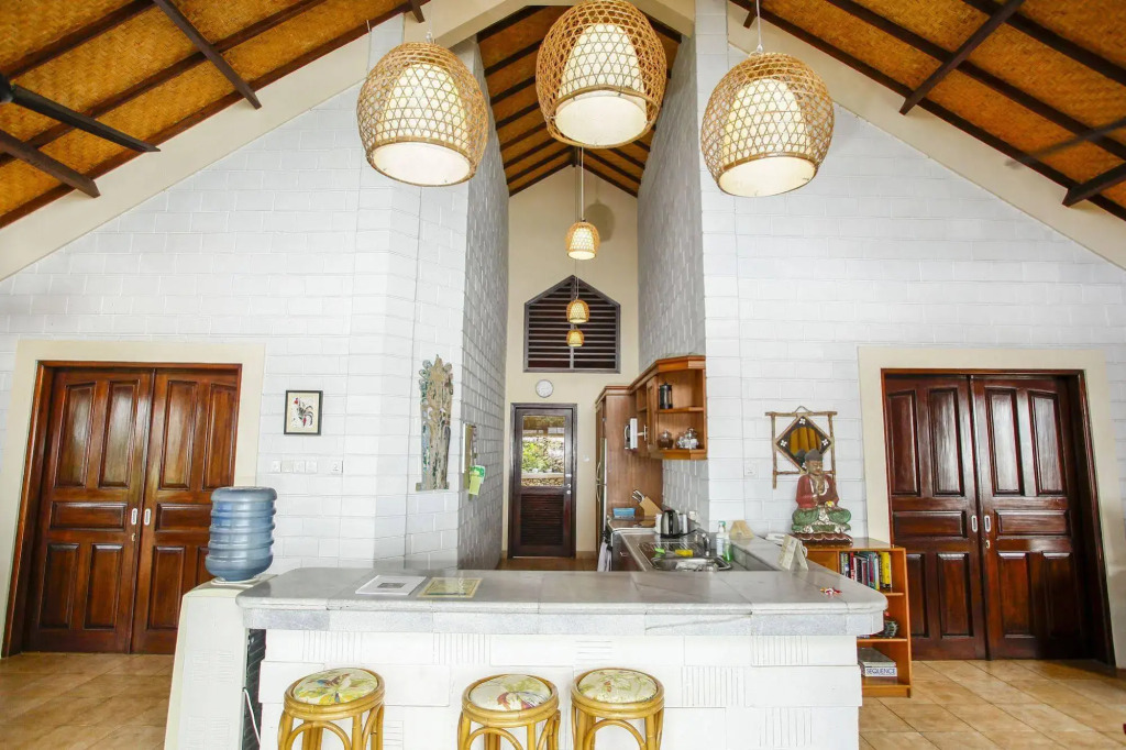 Lembongan Island Beach Villas