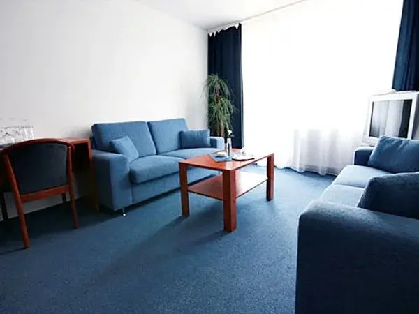 Econo Hotel