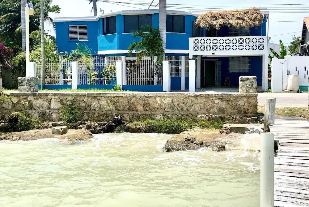 Rum Punch Lodge