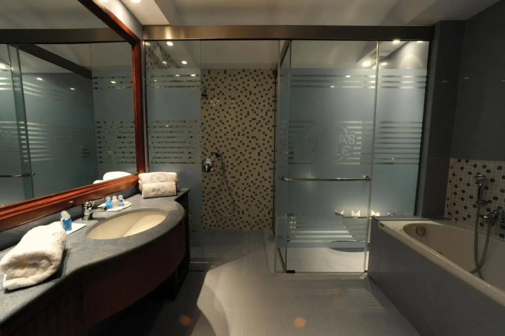 SEAFOS Luxury Resort & Spa - Limited Edition by Leonardo Hotels