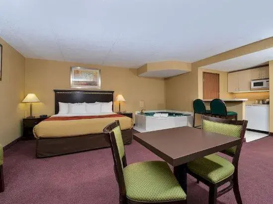 Comfort Inn Grove City