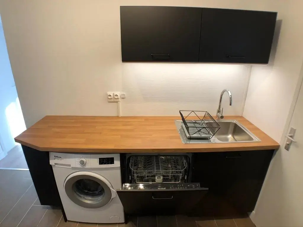 Charmant appartement 1-4 personnes, proche centre avec parking