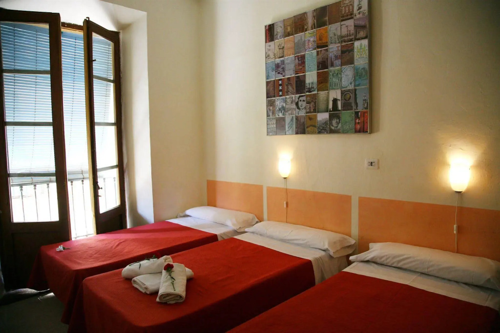 Pensión Duquesa Bed & Breakfast
