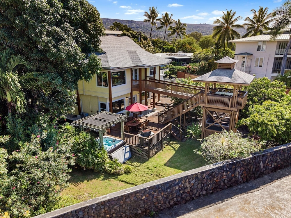 Kai Vista 2 Bedroom Home by RedAwning