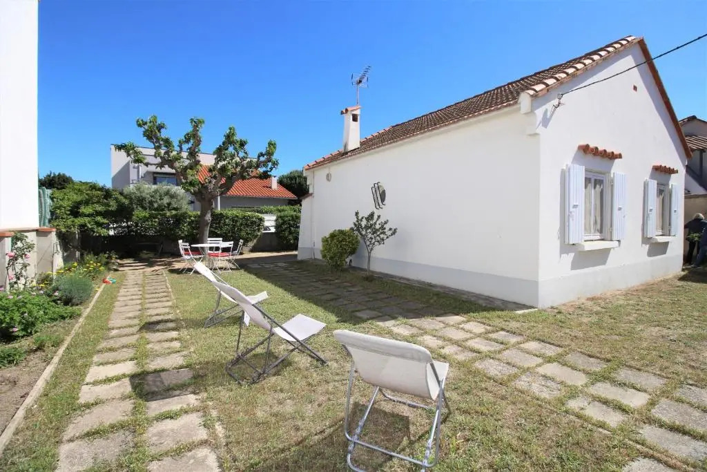 V-T3- VILLA 200m PLAGE !