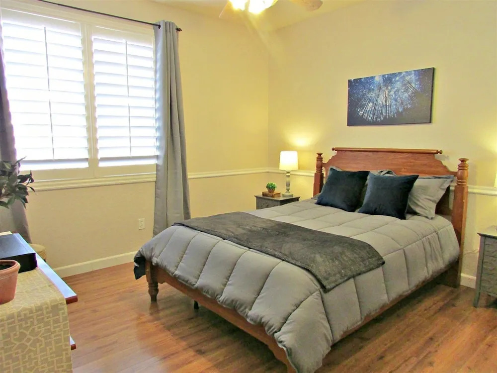 4BR Mesa Home