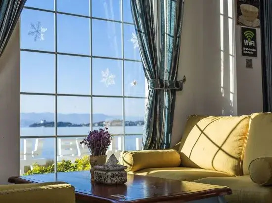 Erhai Lake View Resort Hotel Yuebo Jingyi