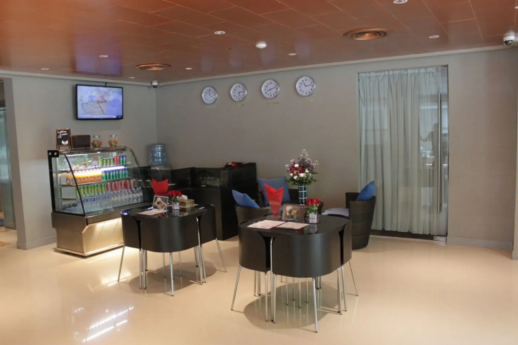 GM Complex Apartment