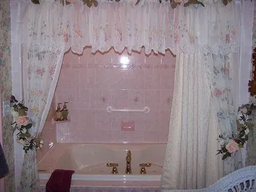 Bellinger Rose Bed & Breakfast