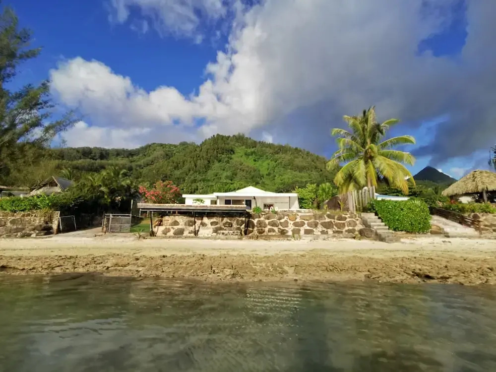 Teareva Beach Moorea