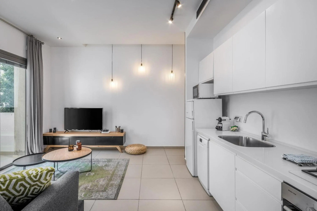 Ben Gurion Area - Modern 2 BDR with balcony