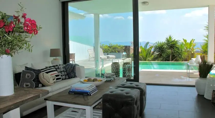 B-Only Beach House