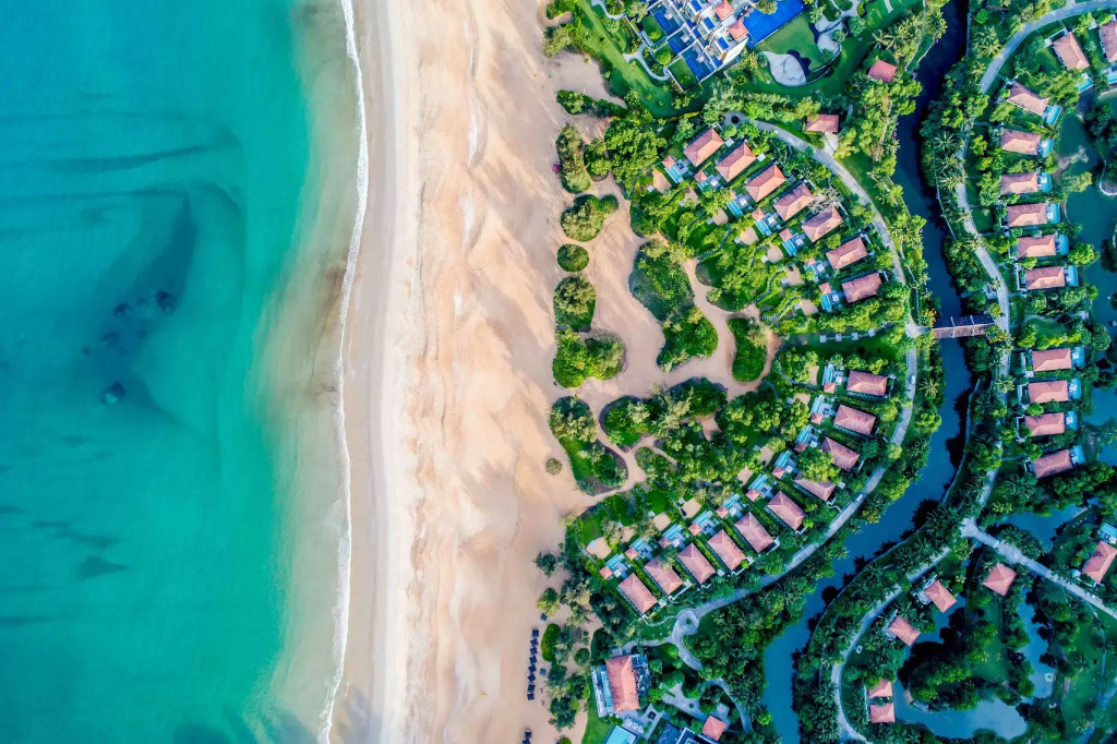 Курорт Banyan Tree Lang Co