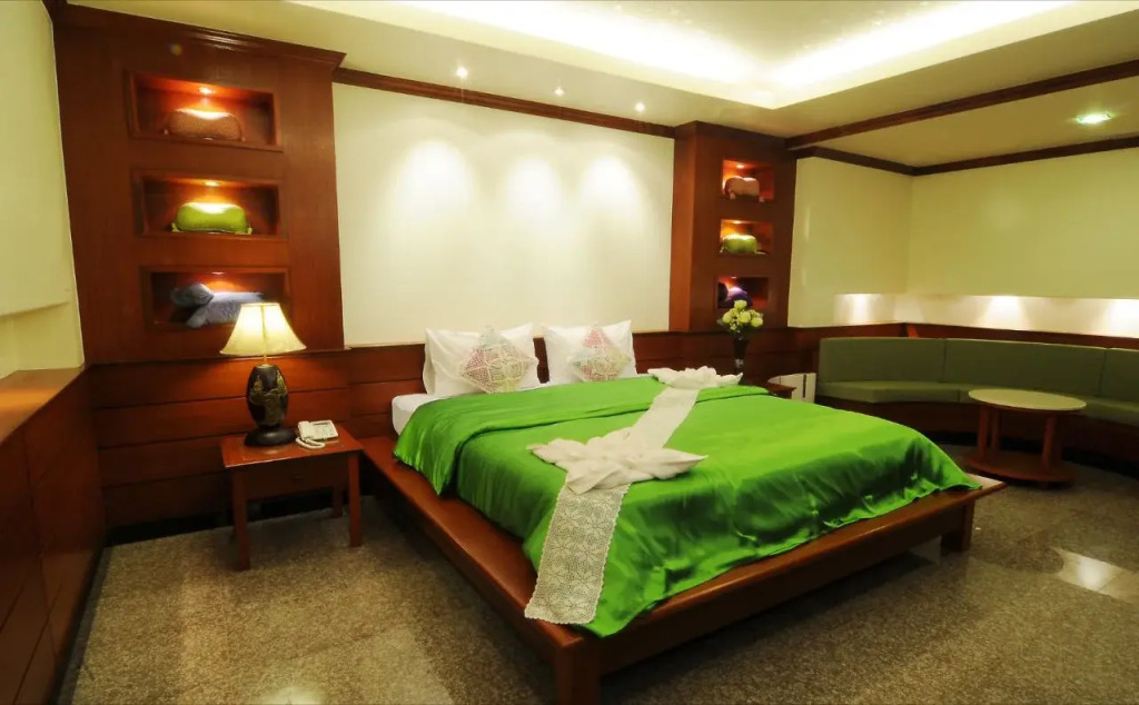 Busyarin Hotel