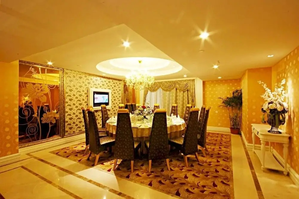 Friendship Hotel