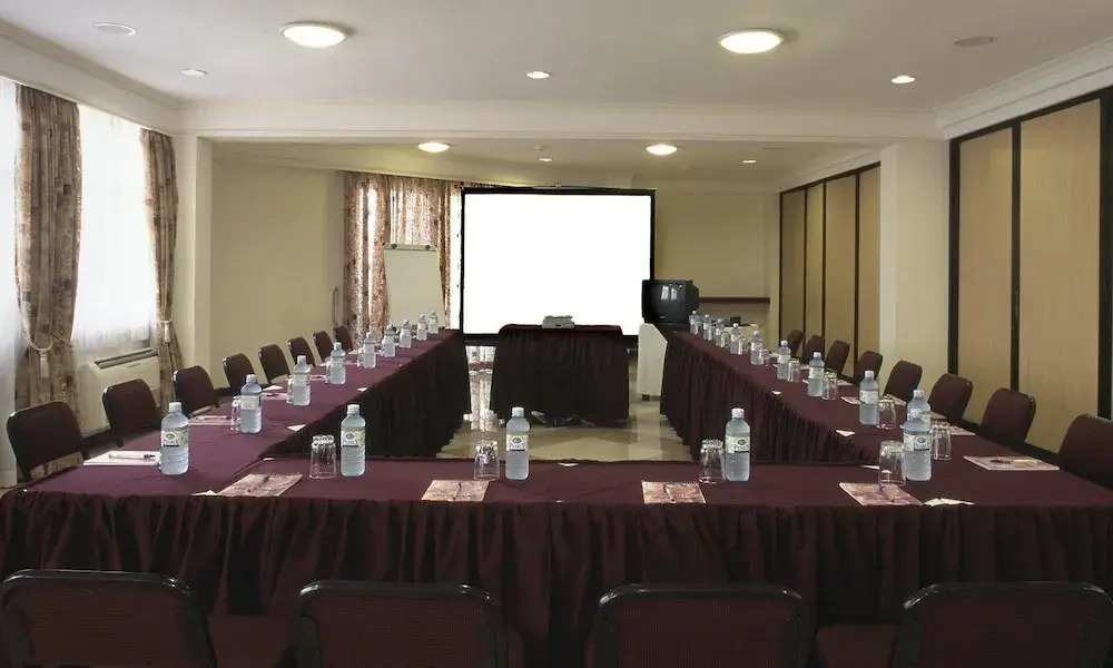 Royal Court Hotel