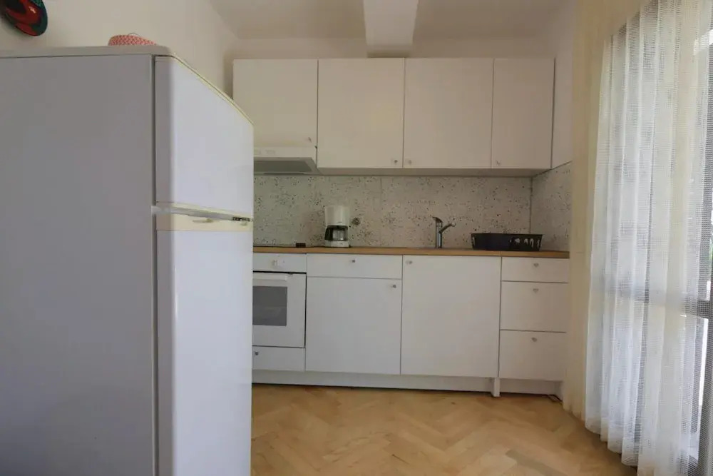 Apartments Ivka-Rozalija near Beach