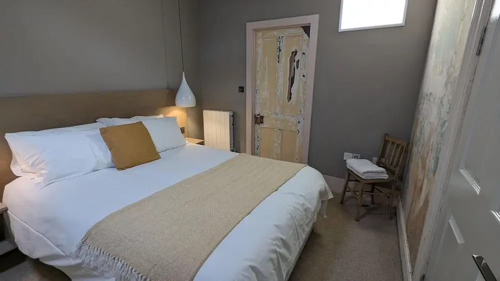 Spacious Penthouse Apartment in Merthyr Tydfil