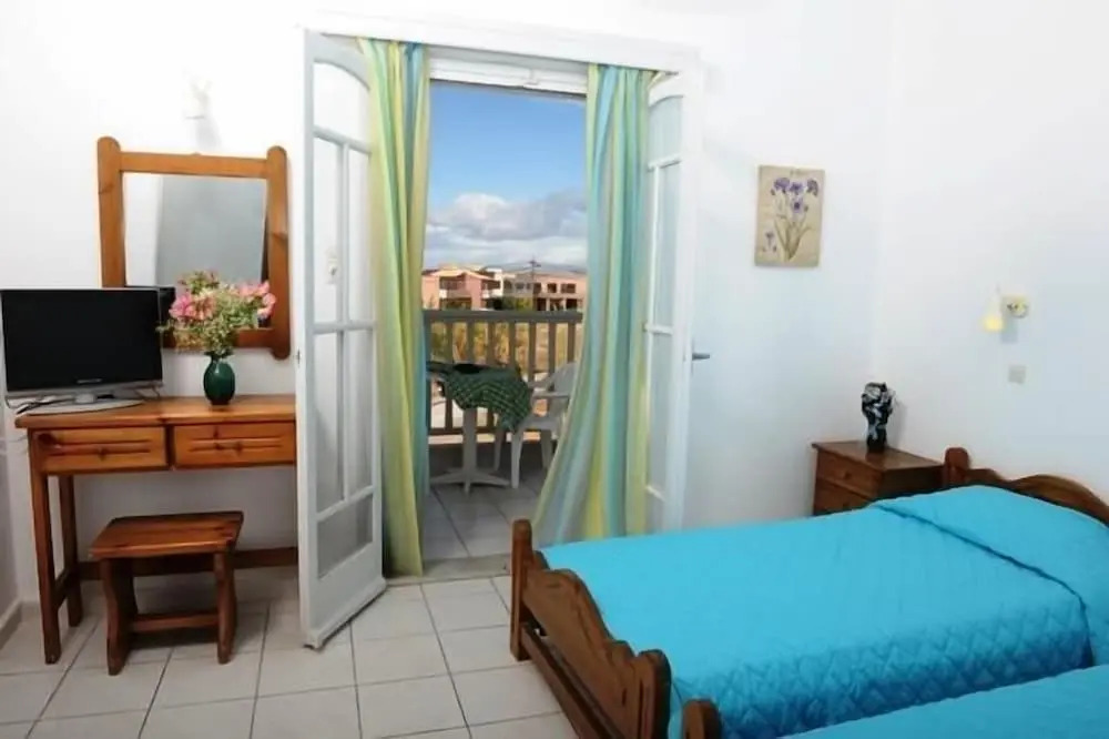 Kamaria Apartments