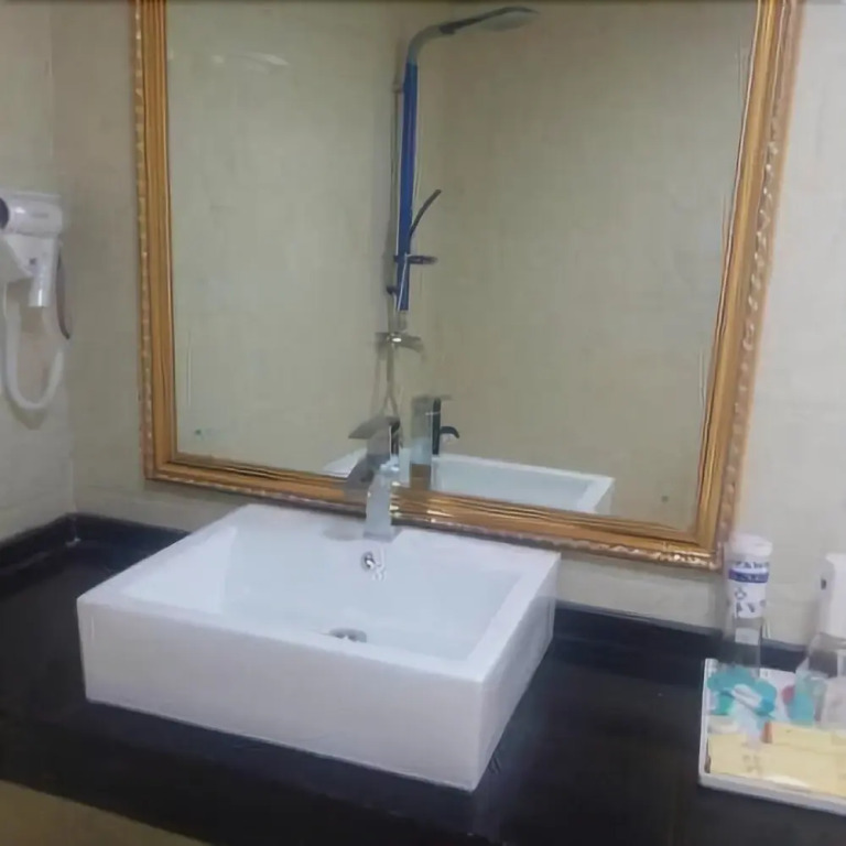 Service Building Hotel (Guiyang Railway Station MixC Mall Branch)