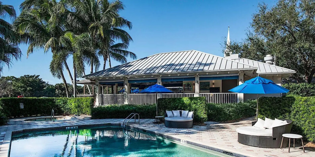 Trianon Bonita Bay Hotel