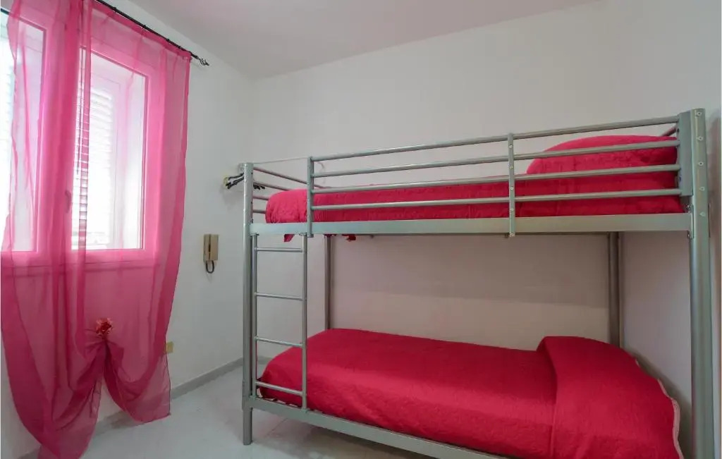 Beautiful Home In Ribera With Wifi And 4 Bedrooms