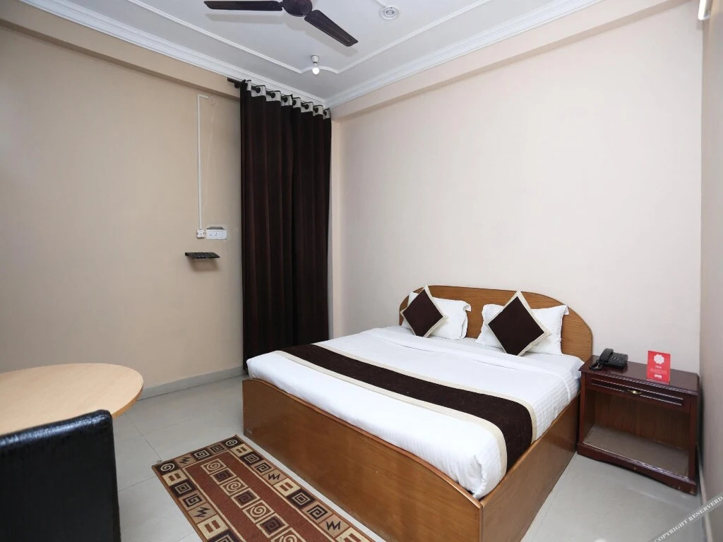OYO 10216 Hotel UK Retreat