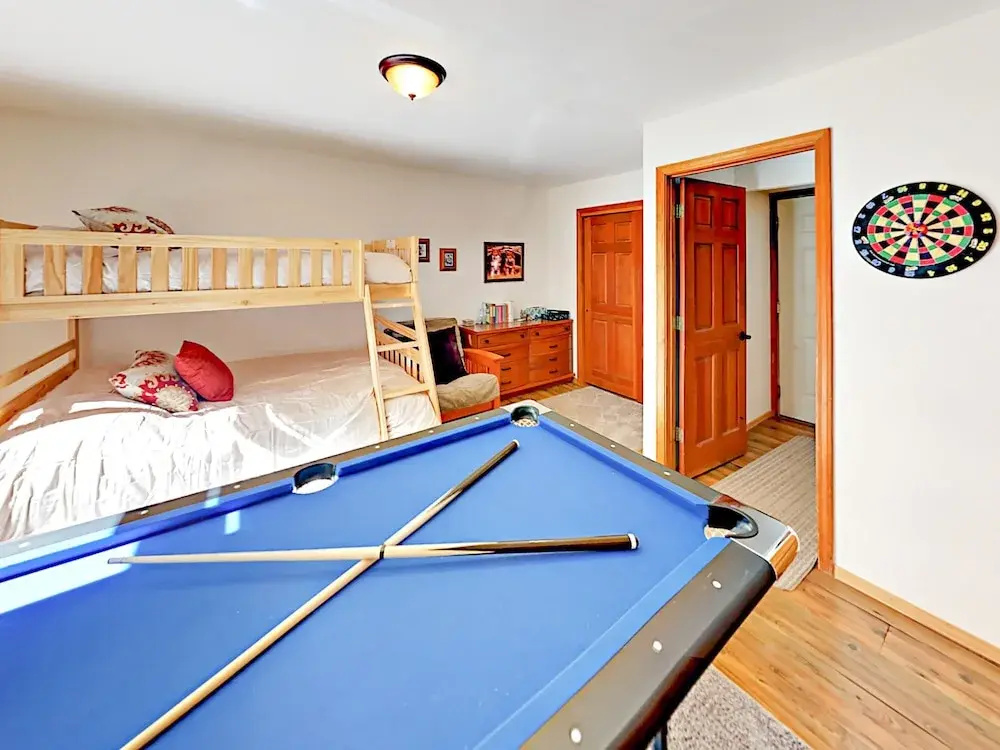 3br W/ Private Hot Tub! Near Golf & Ski Resorts 3 Bedroom Home