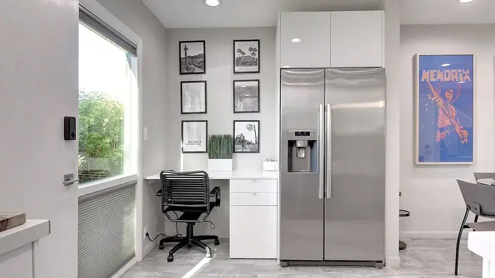 Unbeatable Old Town Location! Modern and Classy!
