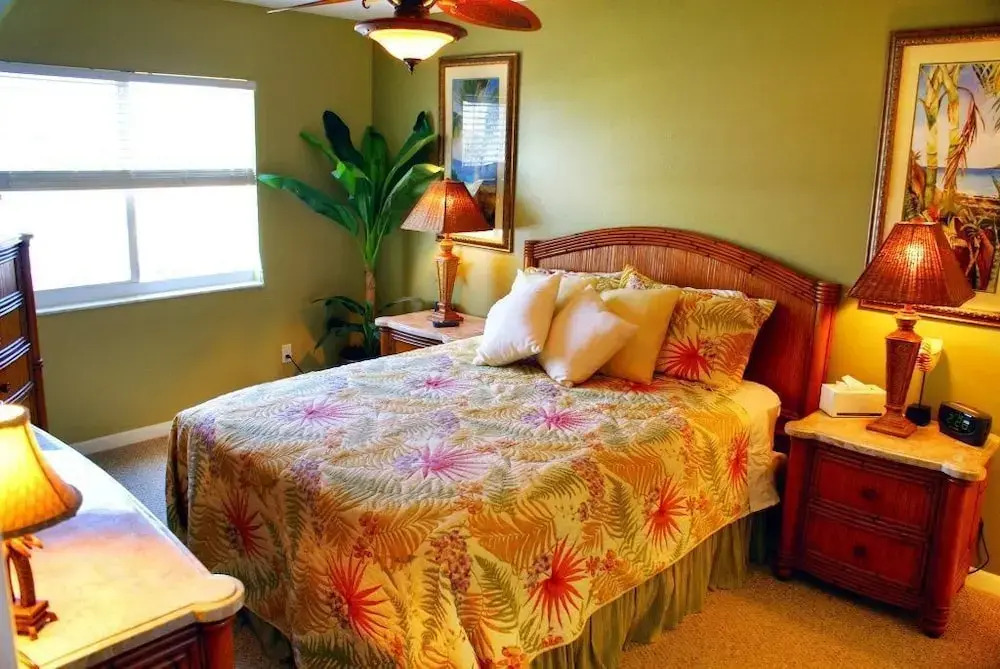 Sunset Royale - 206 2 Bedrooms 2 Bathrooms Condo