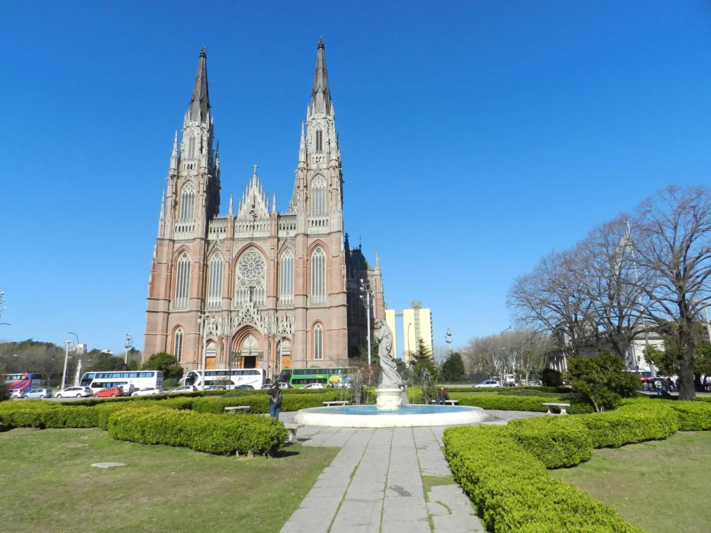 Acogedor monoambiente La Plata centro