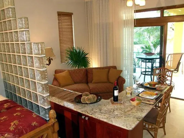 Parrot Tree Beach Resort