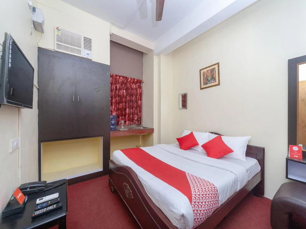 Hotel O B Square Homes